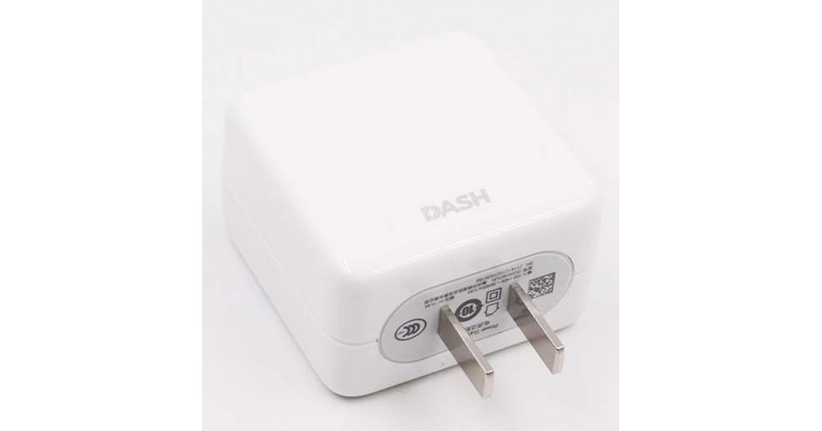 Зарядное Устройство OnePlus 6, 6T Dash Charge 5V 4A 20W DC0504C1JH